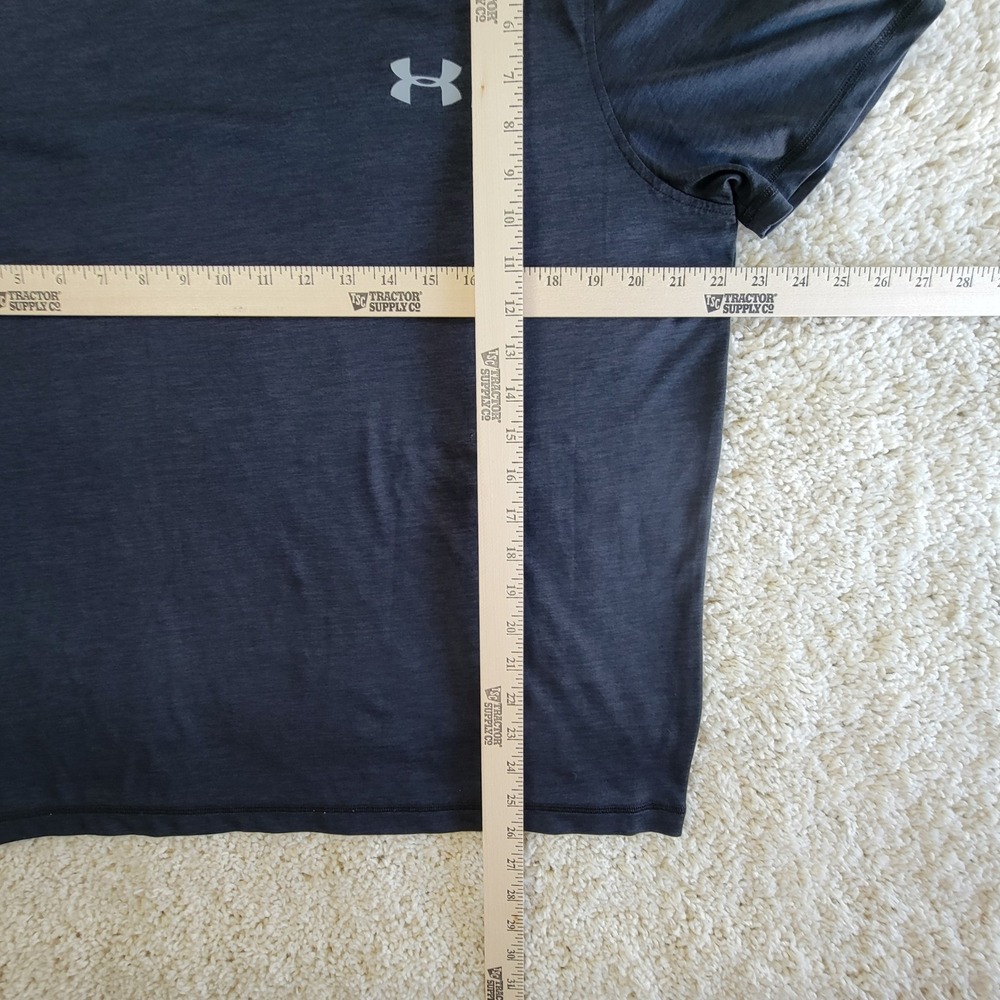 Under Armour Mens V-Neck T-Shirt HeatGear Gray Loose Fit Size Medium - Picture 9 of 9